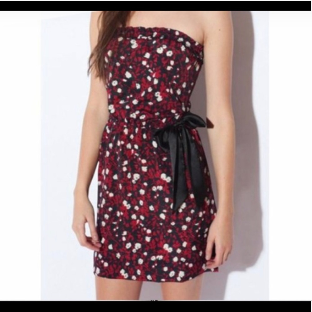 Staring at Stars strapless dress